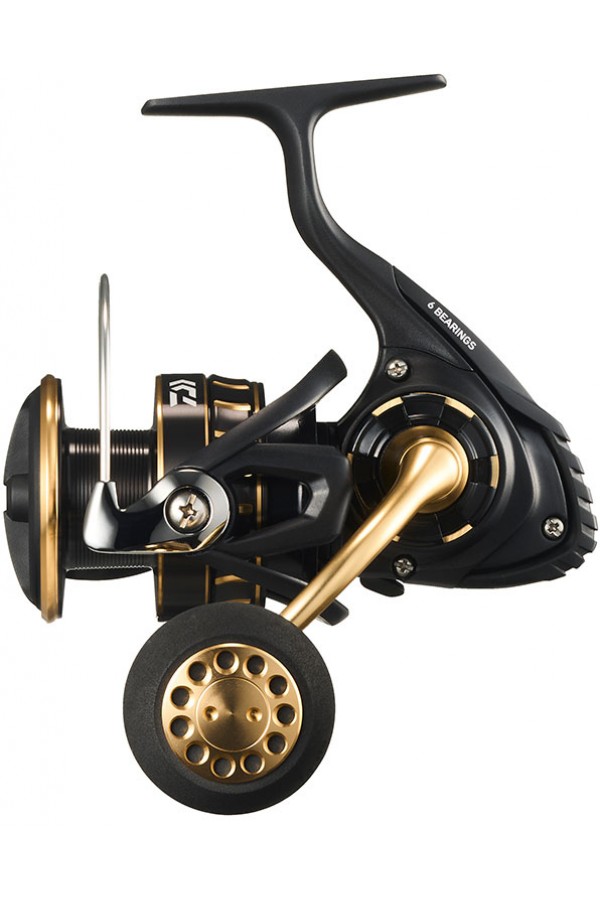 DAIWA 23 BG SW 4000DCXH MAKARA DAIWA 23 BG SW 4000DCXH MAKARA