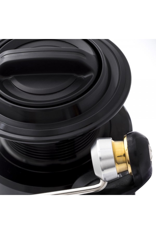 Daiwa Saltist Nero 4500 H Olta Makinesi Daiwa Saltist Nero 4500 H Olta Makinesi